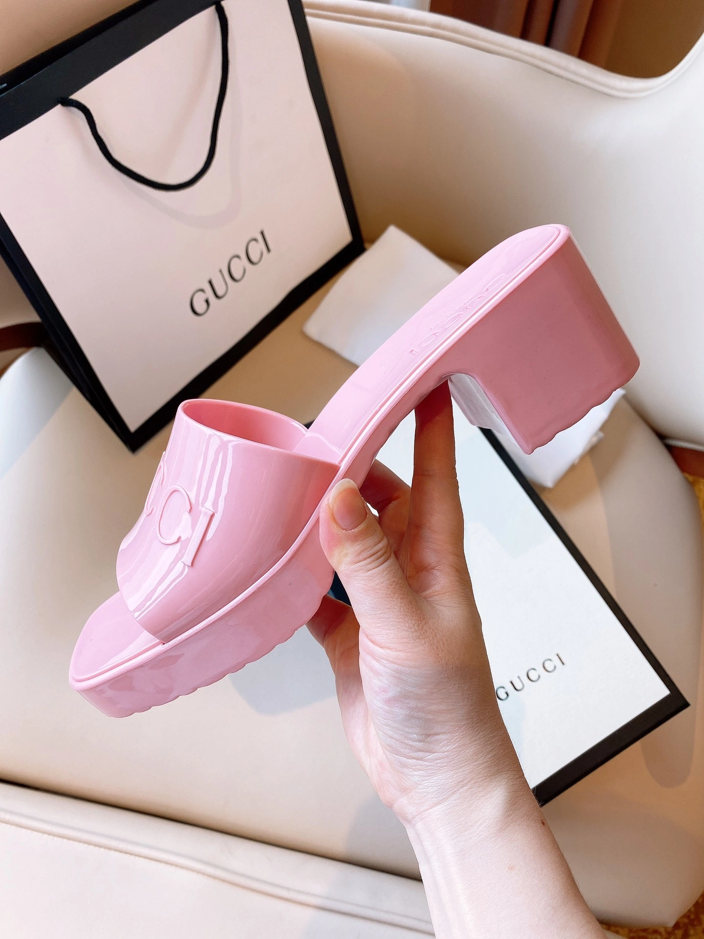 6u33i 624730 J8700 5815 Waterproof：2.5CM Heel height：5.5CM item:DT-X234E3002